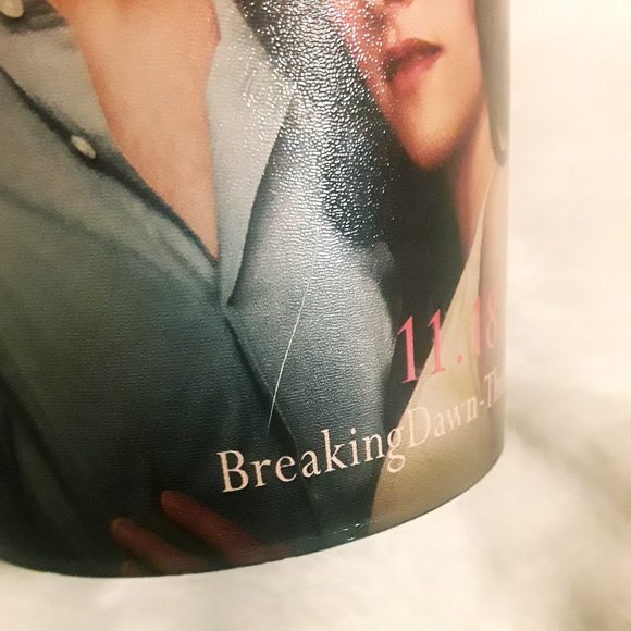 The Twilight Saga Breaking Dawn Pt 1 Collector's Cup 2011 - Picture 7 of 7
